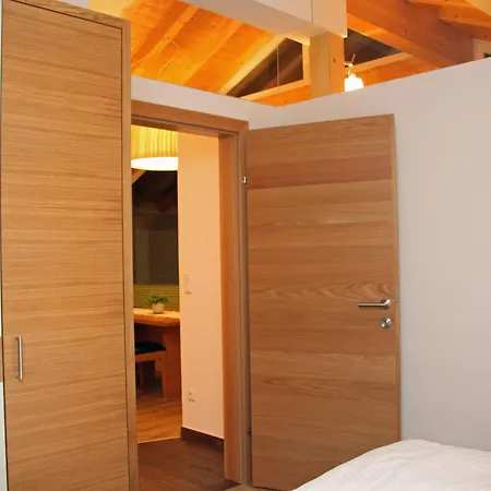 Bed & Breakfast Cafe Maier 2*