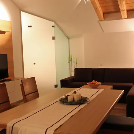 Bed & Breakfast Cafe Maier Golling an der Salzach