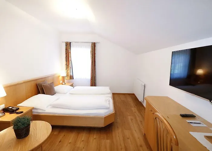 Cafe Maier 3* ゴリング・アン・デア・ザルツァッハ