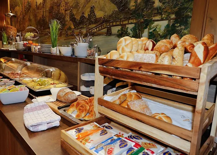 Cafe Maier 3* ゴリング・アン・デア・ザルツァッハ